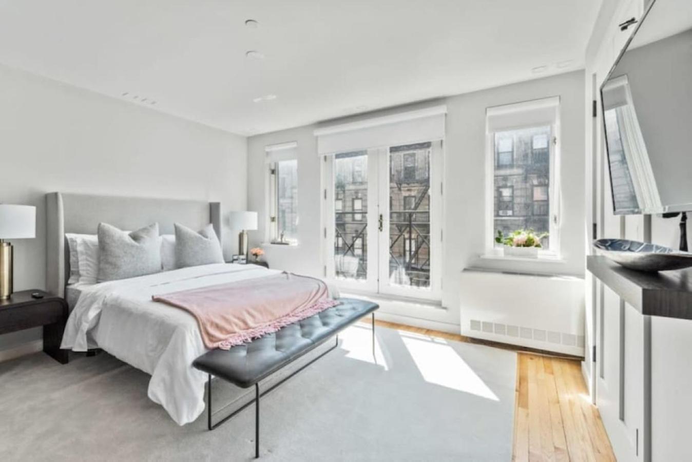 뉴욕 Luxe Studio With Charming Juliet Balcony 아파트 외부 사진